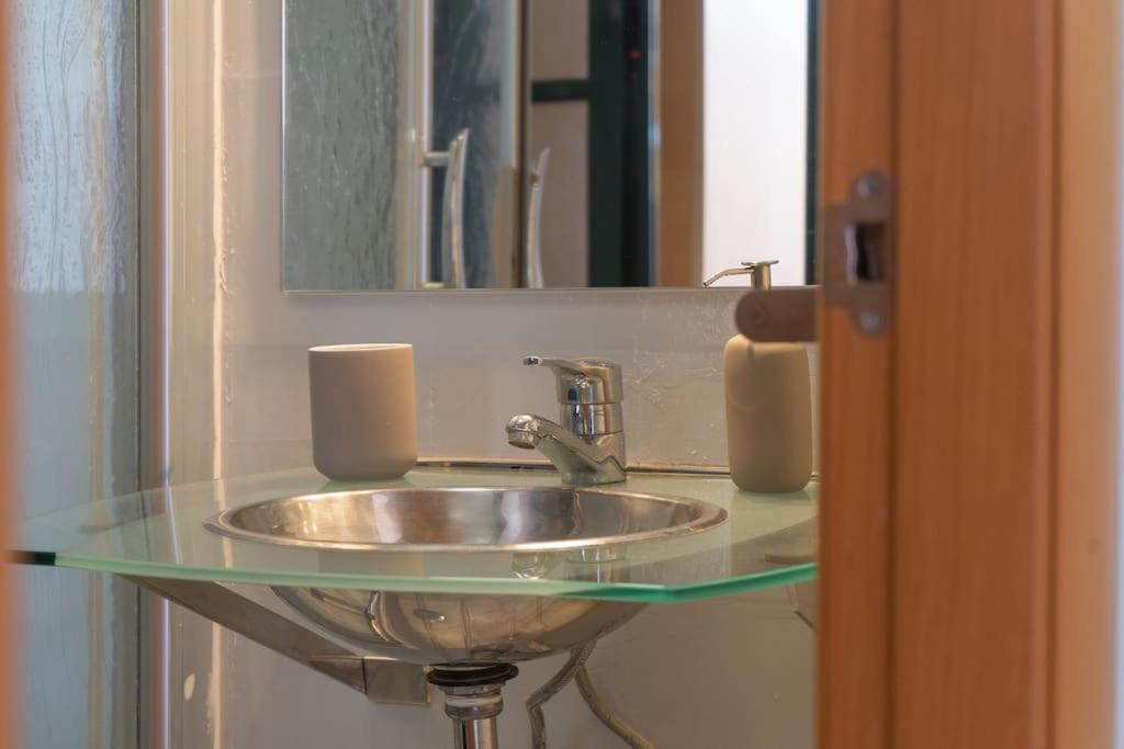 Apartamento Junto A Las Setas De Sevilla Eksteriør billede